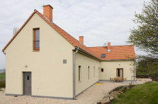 Rodinný dům s kovárnou v Lípě - Pohled ze zahrady