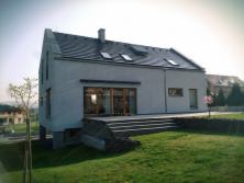 Rodinný dům ve Vraném nad Vltavou - Vnější pohled