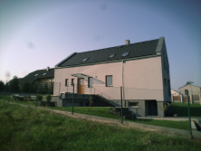 Rodinný dům ve Vraném nad Vltavou - Vnější pohled